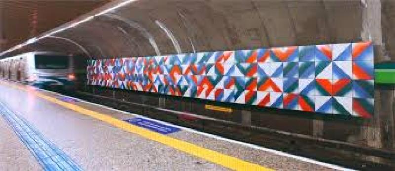 Mural colorido em estação de metrô no Brasil, from the Cordel collection