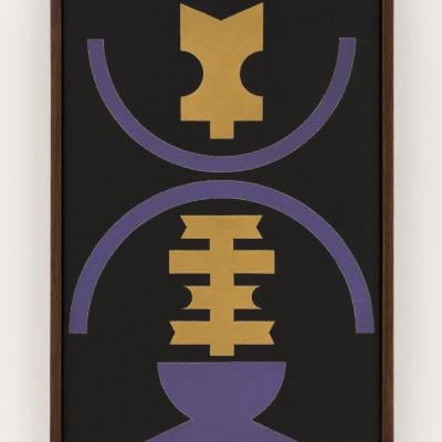 Pintura abstrata com formas geométricas em preto, roxo e dourado, from the Painting collection