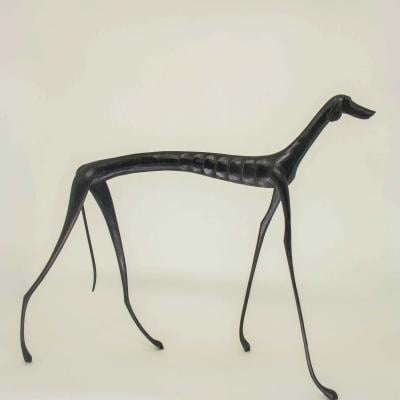 Escultura Cachorro em Madeira - Marco de Sertânia, by Marcos de Sertânia, from the Objetos collection